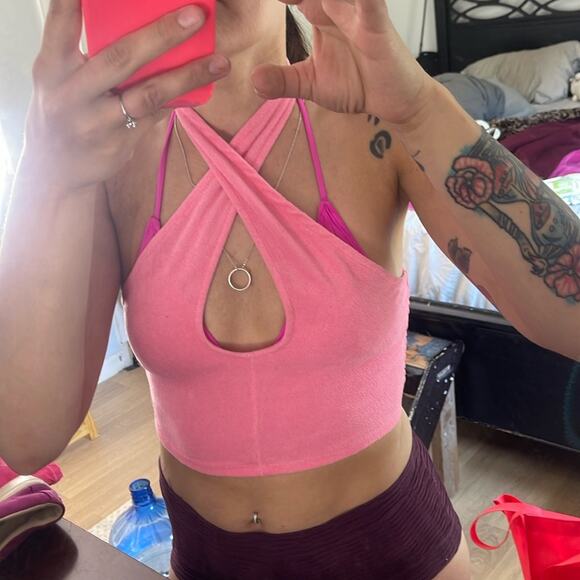 JUICY COUTURE Pink Embellished Cotton Blend Terricloth Crop Twist Neckline Top - Picture 1 of 7